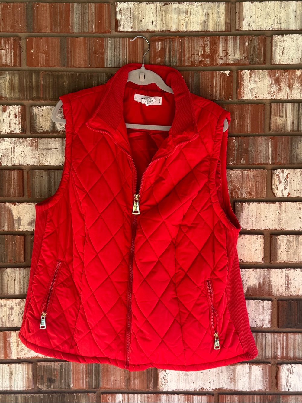 Workshop Republic Clothing 1X Red Quilted Puffer Vest Gold Zippers Plus Size